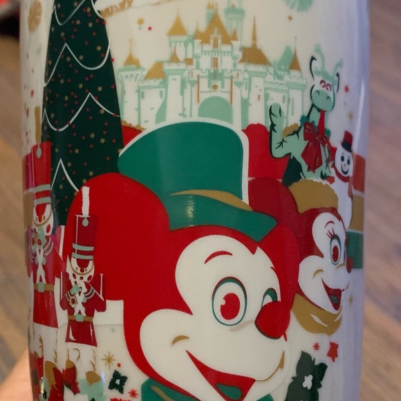 Disney Travel Tumbler - Happy Holidays Starbucks- 2021‎ Disneyland  NWT